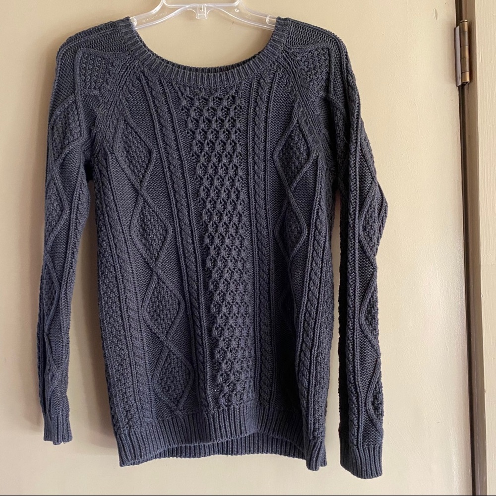 Gap cable knit sweater